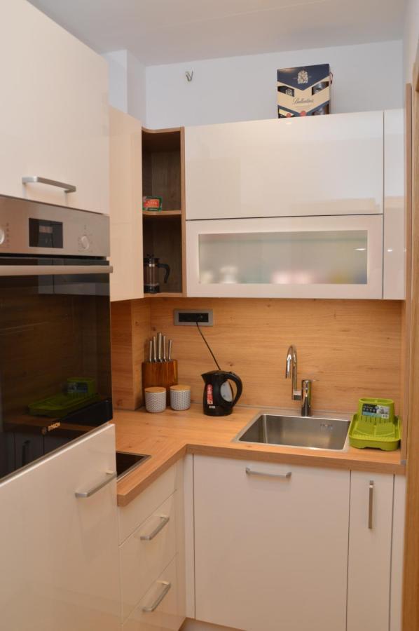 Unca Appartement Belgrado Buitenkant foto
